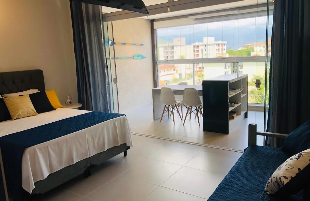 Ubatuba Home Studio-1